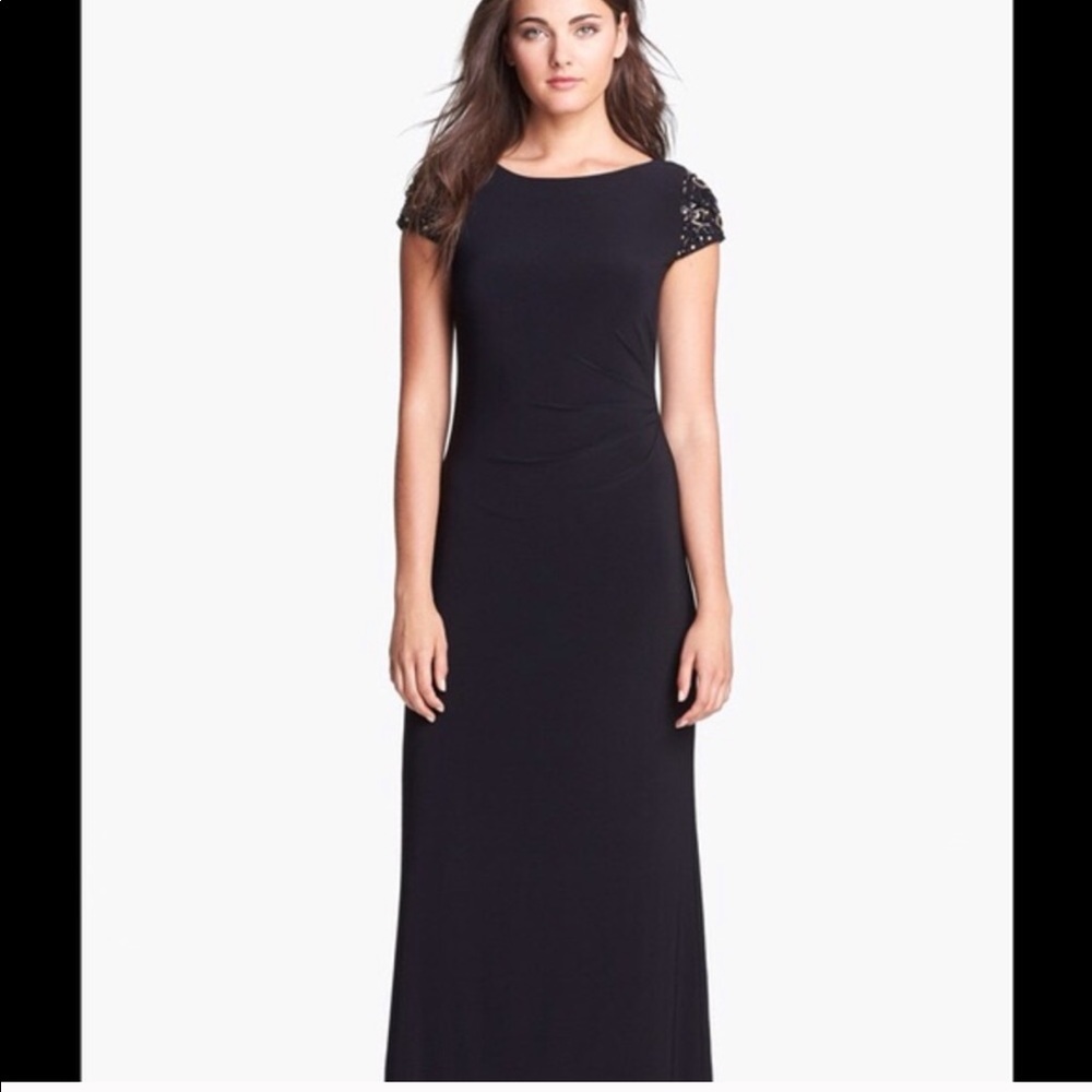 Eliza J full‎ length navy dress